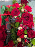 Holiday Wine & Roses Gift Box