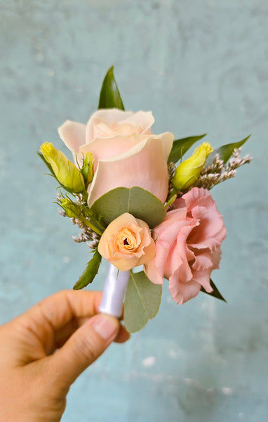 Boutonniere---Pink breeze