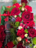 Holiday Wine & Roses Gift Box