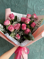 Romantic Pink dozen rose