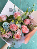 Lovely half dozen mixed bouquet