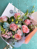 Lovely half dozen mixed bouquet