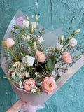 Peach garden rose bouquet