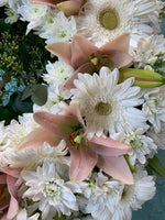 Sympathy wreath---Big faced flowers