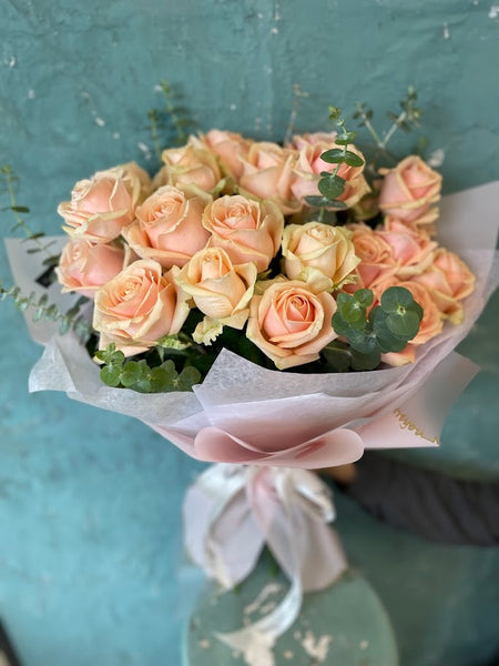 Peach Elegance Rose Bouquet