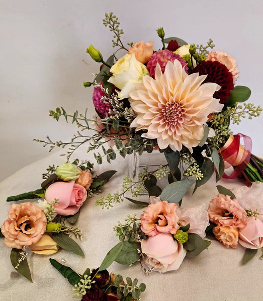 Romantic magenta Wedding set (Bridal Bouquet & Boutonniere)