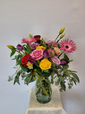 Mixed roses in vase