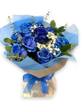 Blue romantic roses bouquet